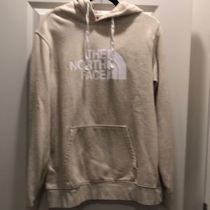 EUC Men’s Northface hoodie size L